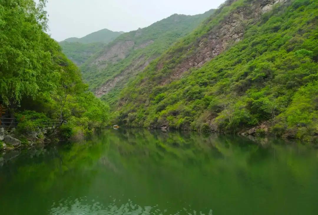 同業(yè)異質(zhì)異地聯(lián)盟福利來了，雙龍峽避暑套餐門票全部上線，還可憑工體富國海底世界門票享雙龍峽8折優(yōu)惠！.jpg