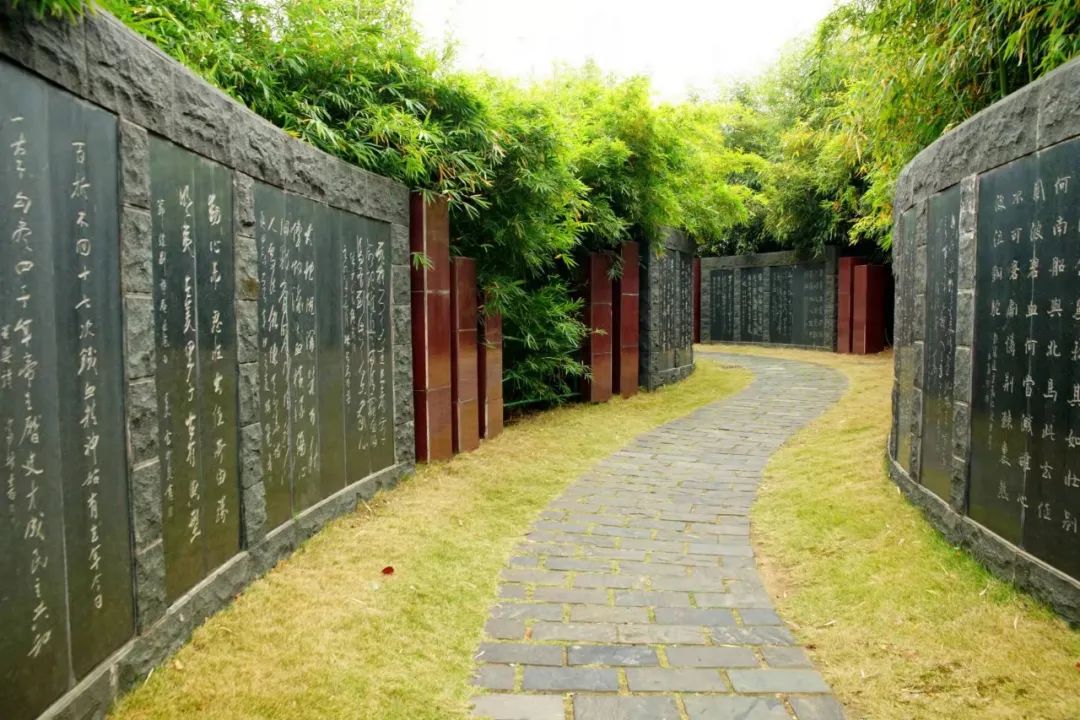 湖北楚望臺遺址公園導覽制作公司.jpg