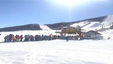 呼倫貝爾市扎蘭屯金龍山滑雪場票務系統.jpg