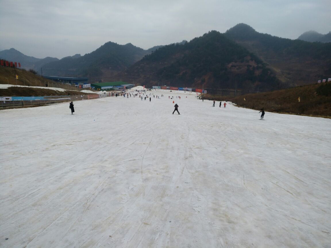 甘肅天水市麥積山滑雪場票務(wù)系統(tǒng)解決方案.jpg