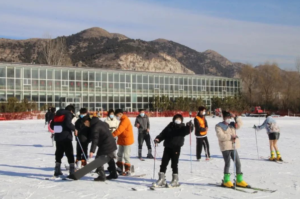 河北保定神湖四季滑雪場手環一卡通方案.png