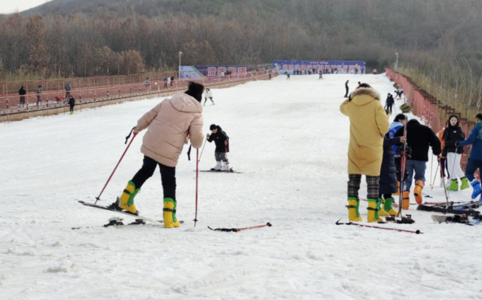 連云港伊蘆山霞波滑雪場押金收退款系統.jpg