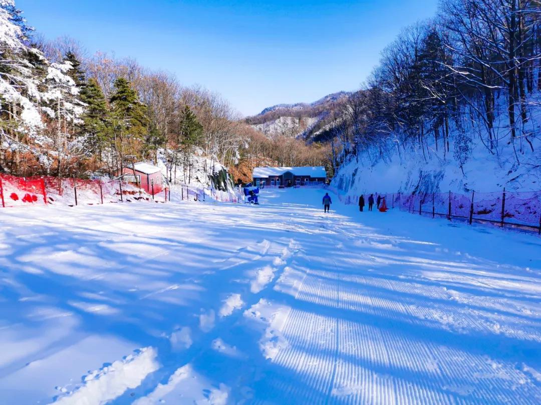 河南白云山滑雪場分時預(yù)約管理系統(tǒng)哪家好.jpg