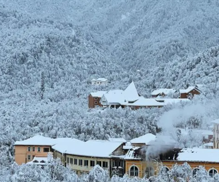 四川成都西嶺雪山景區綜合票管理系統多少錢.png