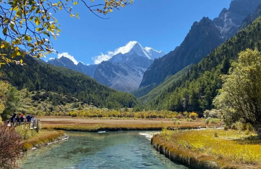 四川甘孜州稻城亞丁風(fēng)景名勝區(qū)智能導(dǎo)覽多少錢.png