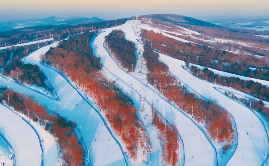 長春市天定山滑雪場票務系統功能.png